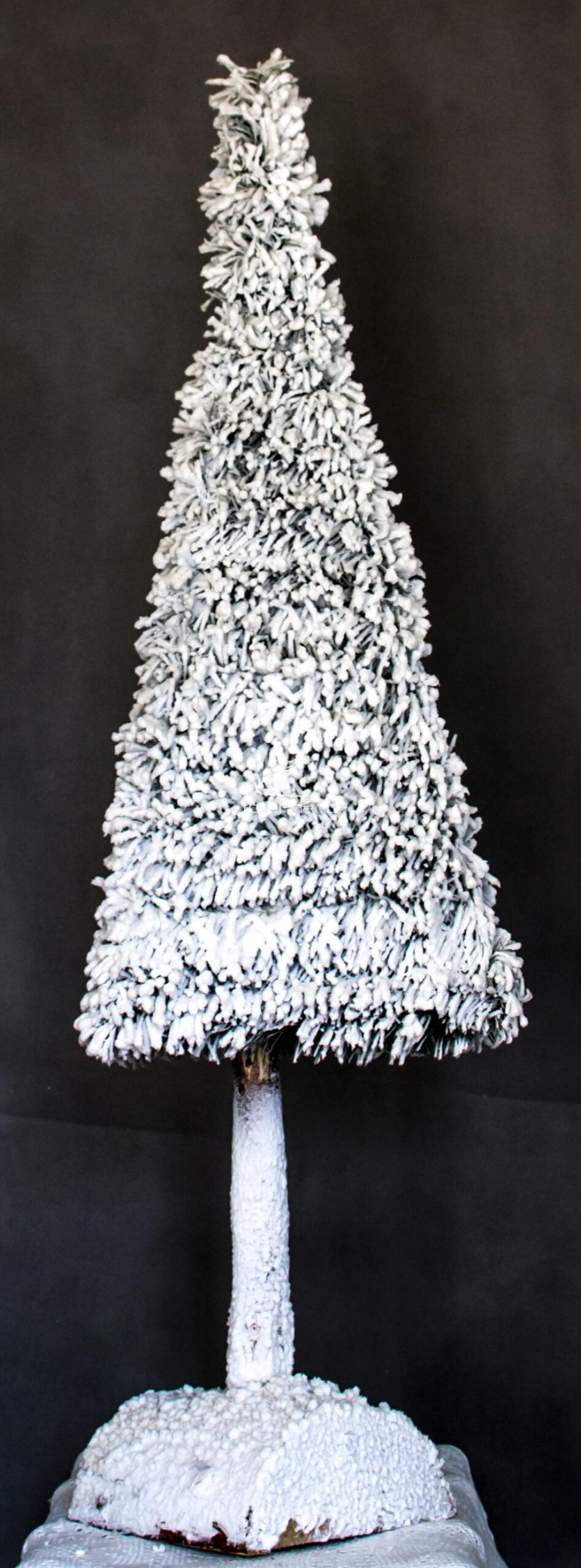 biała choinka śnieżona/nowoczesna dekoracja świąteczna