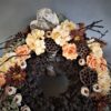 dekoracje nagrobne/wianki na cmentarz z sztucznych kwiatów
