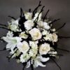 wiązanka na cmentarz z białych kwiatów galeria