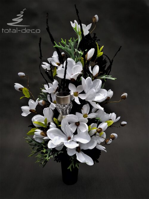 nowoczesny bukiet na cmentarz z białych magnolii